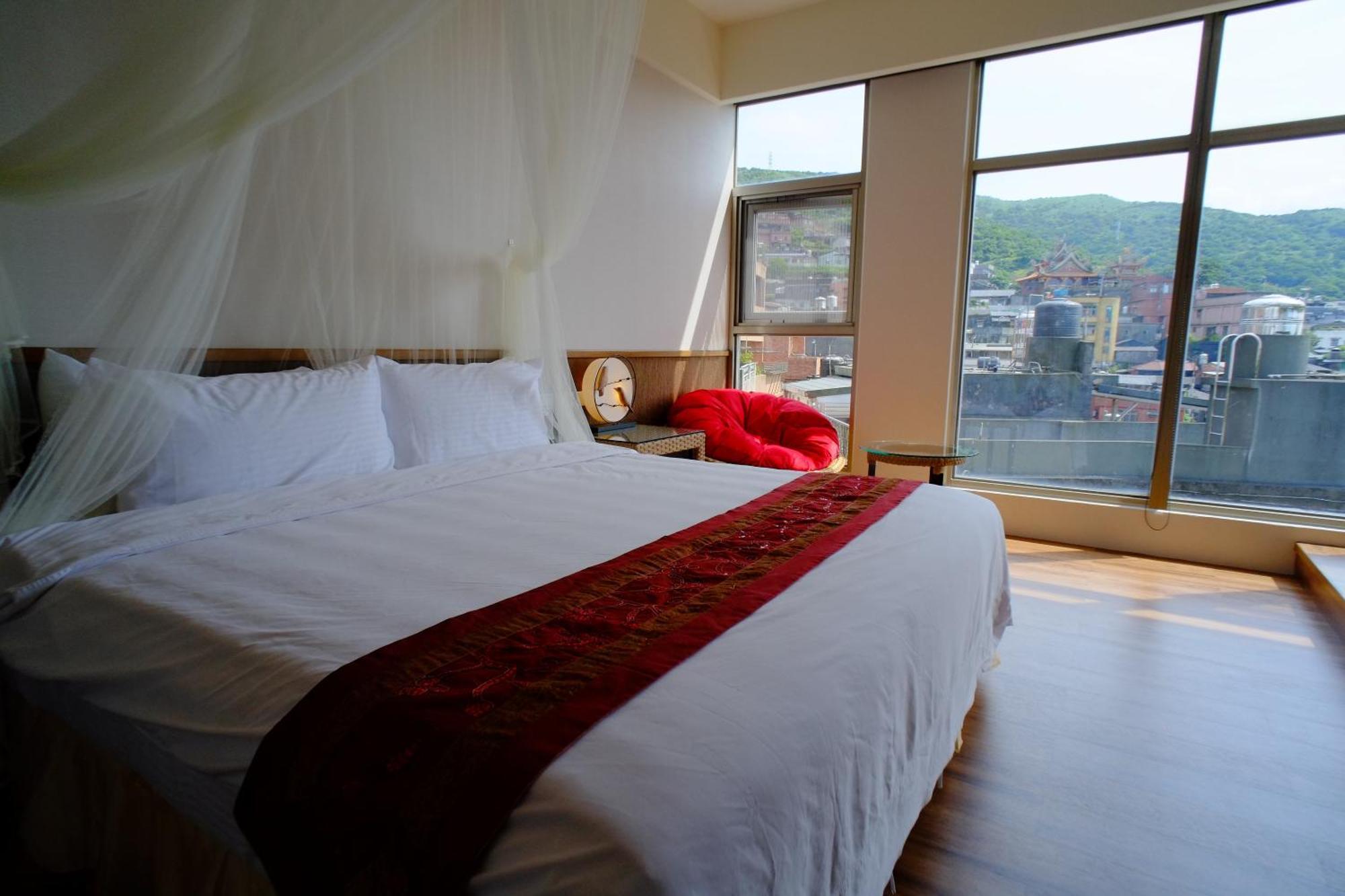 Chiu Chunt Dint B&B Цзюфэнь Номер фото